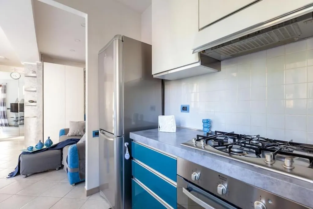 Casa Azzurra - By Host4U Apartment San Donato Milanese 0*,  Italy